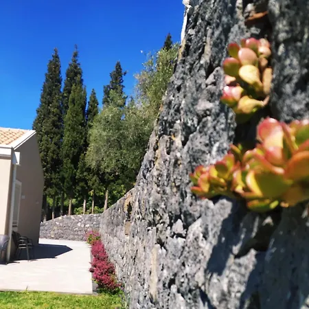 Dimore Di San Michele Bed & Breakfast Santa Venerina